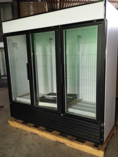 TRUE THREE GLASS DOOR COOLERS ( GDM72 ) AND FREEZERS ( GDM72F )