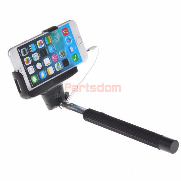 SELFIE STICKS