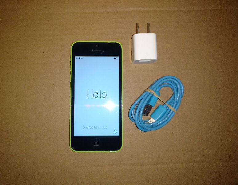 Apple iPhone 5c - 8GB - Green (Virgin Mobile & Bell) Smartphone