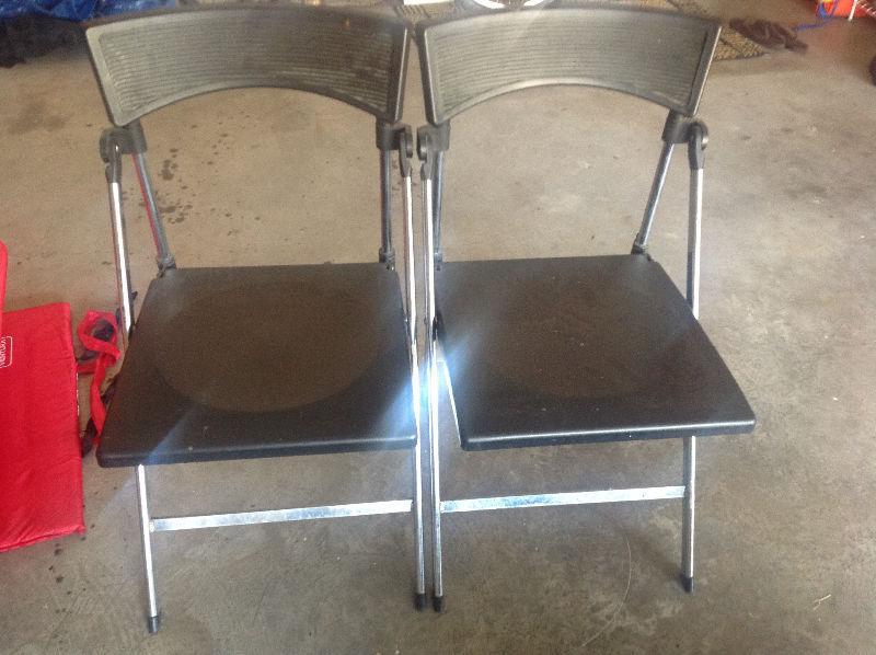 2 Stools and 2 Chairs