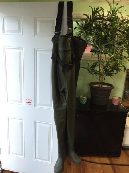 New chest waders. Size 9. Still new!