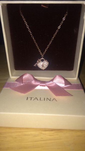 Like new Italina diamond necklace