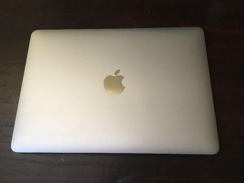 Mint condition 12' New Macbook 256G Flash Drive