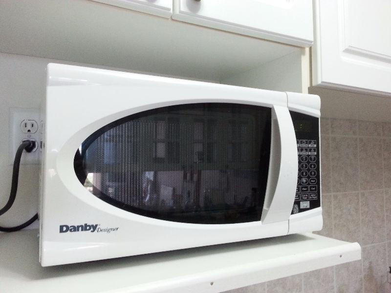 Selling: Danby Microwave