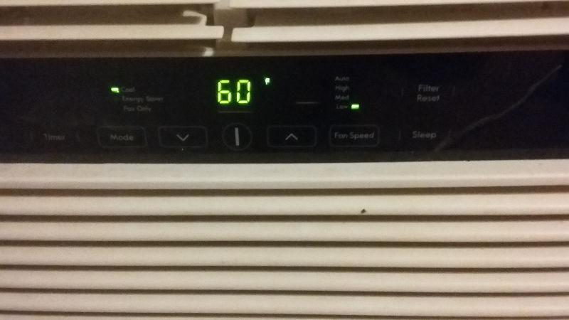 Kenmore 8000 BTU Window Mount Air Conditioner