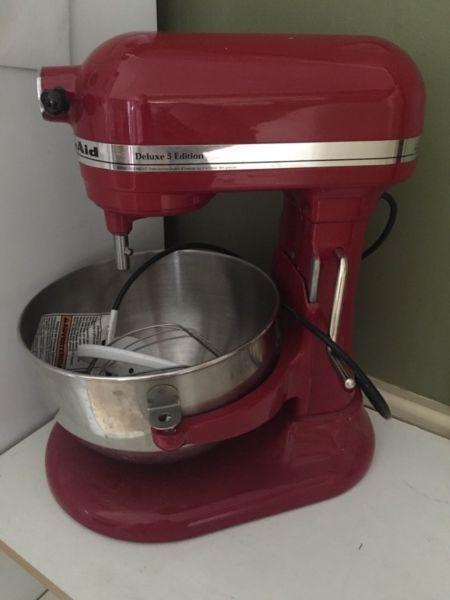 Deluxe 5 Edition Kitchen Aid Mixer