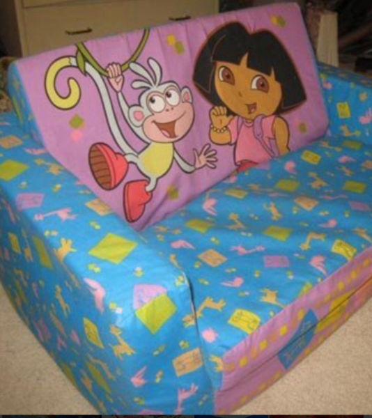 Dora Couch/Bed