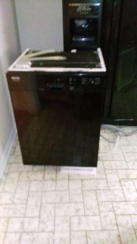 good condtion dishwasher must sell asap