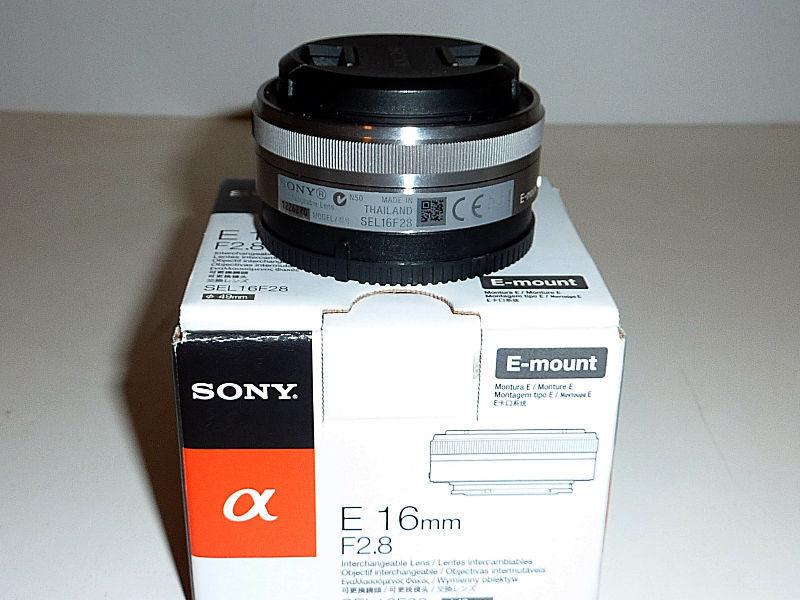 sony 16mm F2.8 E mount lens with original box and manual