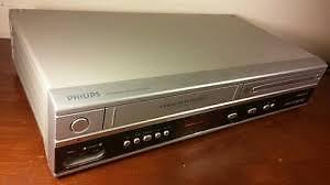 PHILIPS DVD/VCR PLAYER + 300 MOVIES