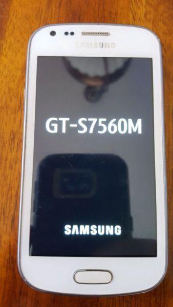 Samsung GT S7560M