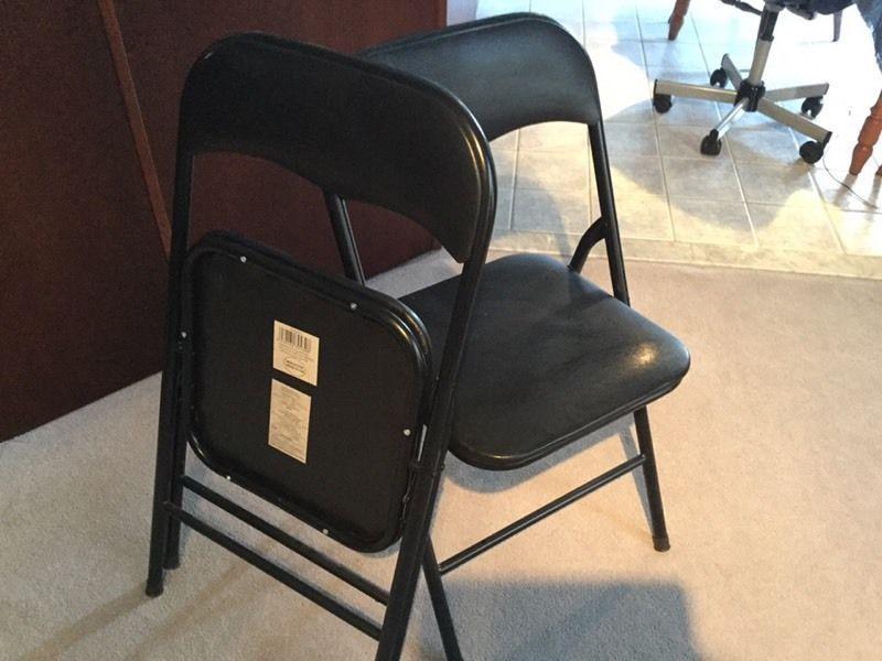 Wanted: Folding Chairs