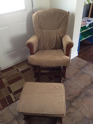 Shermag Glider chair with ottoman