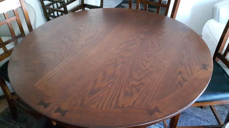 Pub Table and 4 Chairs- Excellent Condition