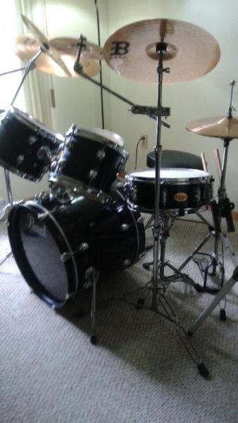 Black Pearl Drum Set