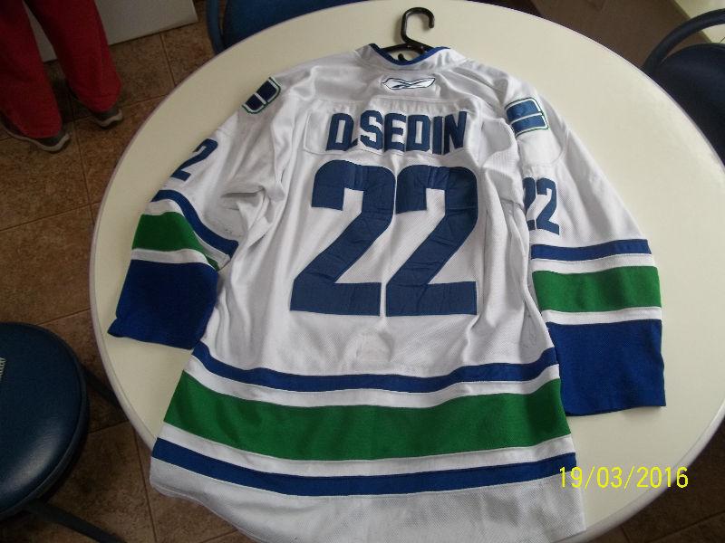 D. Sedin Vancouver Canucks Hockey Jersey (RBK) Size 54