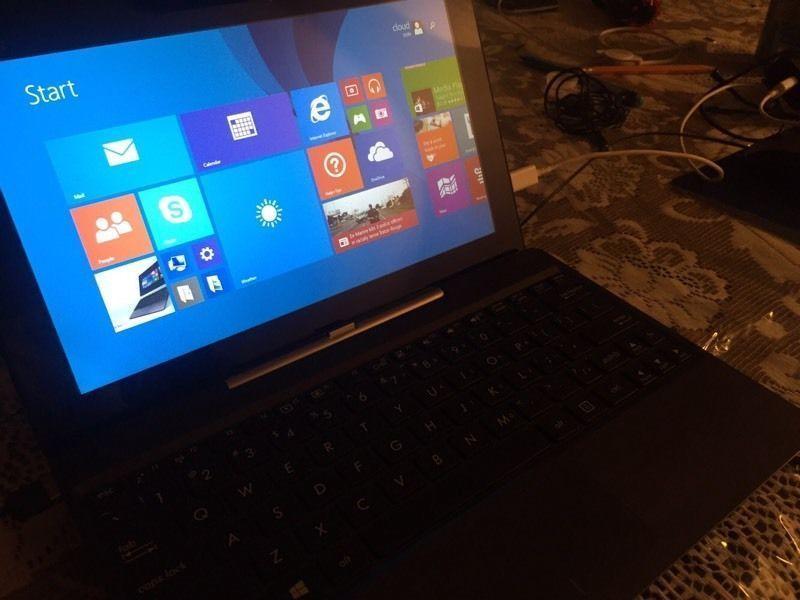 ASUS T1 TABLET with attachable keyboard