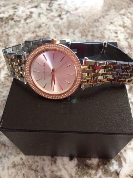 Michael Kors Watch, Silver/Rose Gold - Like new!