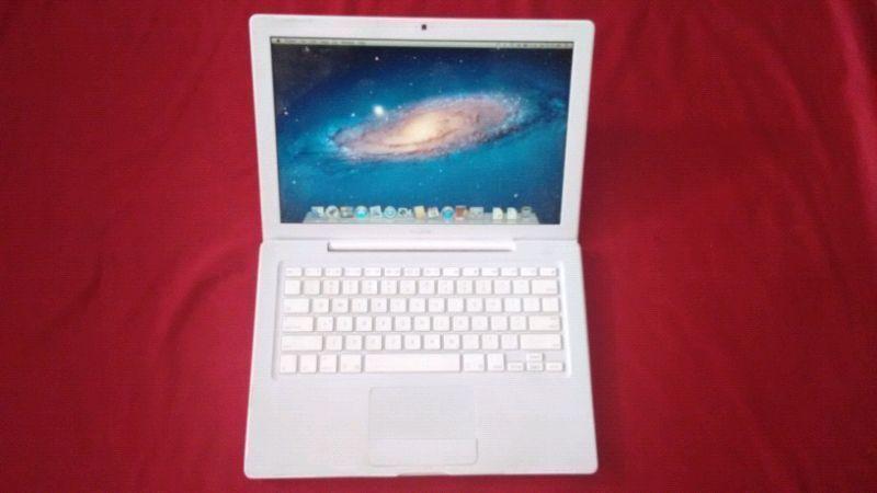 MacBook A1181-2008,,2.4Ghz/2GB/320G