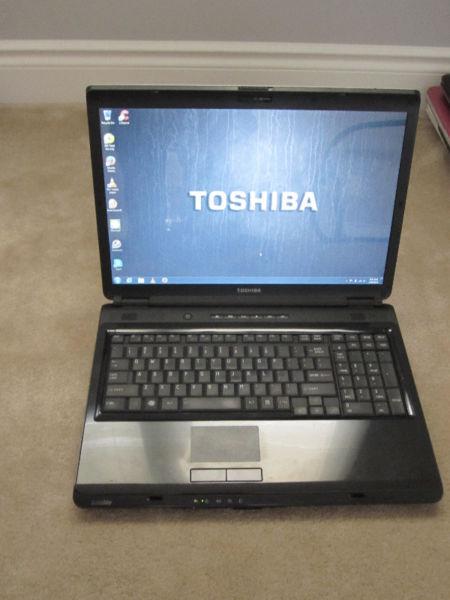Toshiba Laptop 17