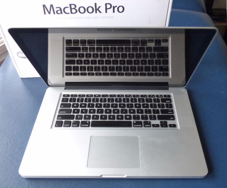MacBook Pro 15.4 Laptop Quad i7 2.2GHz $10,000 Apps & Fonts