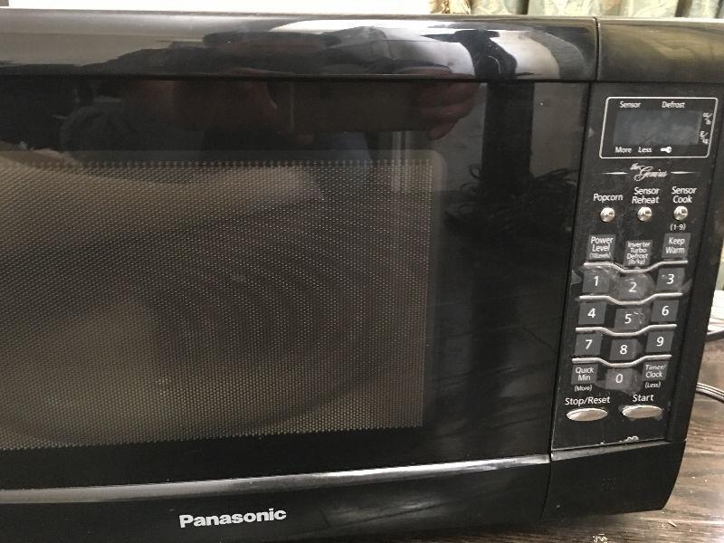 Good condition Panasonic Microwave with Inverter Technology