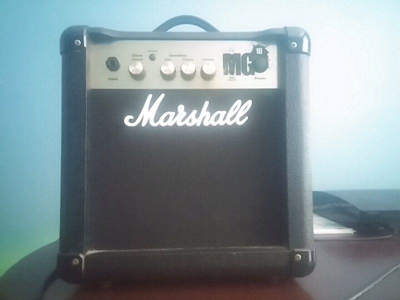 Marshall MG10 Guitar Amp