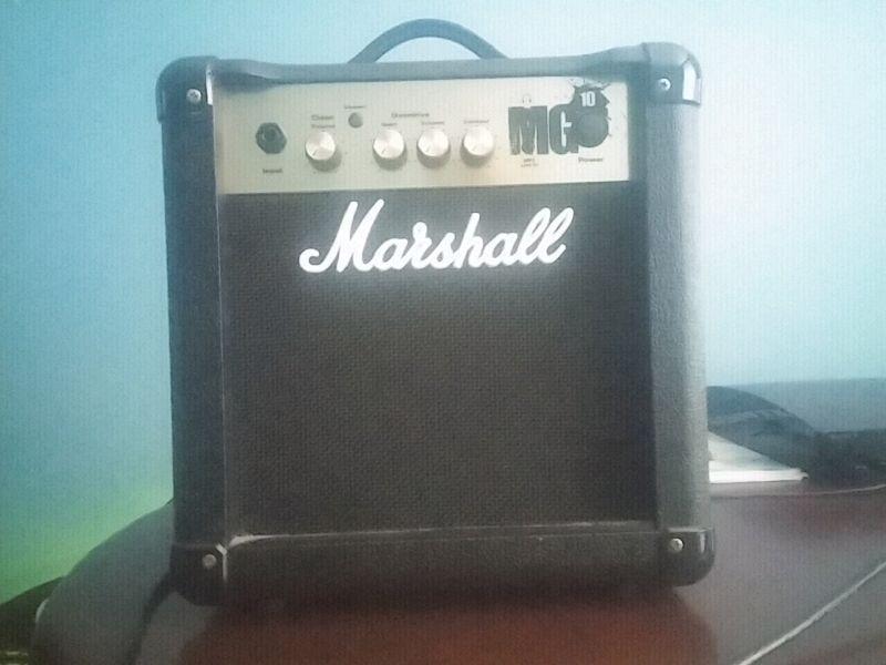 Marshall MG10 Guitar Amp