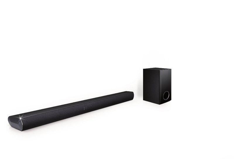 LG 120W Bluetooth Sound Bar/ Wired Sub/remote Like New Exc Cond