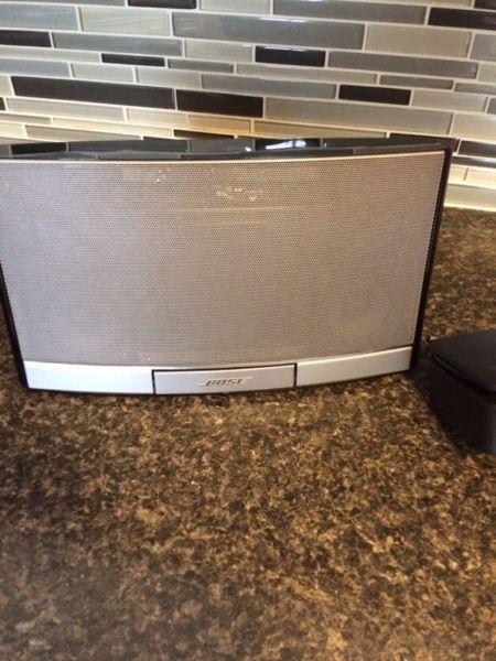 Bose portable stereo iPod dock old style