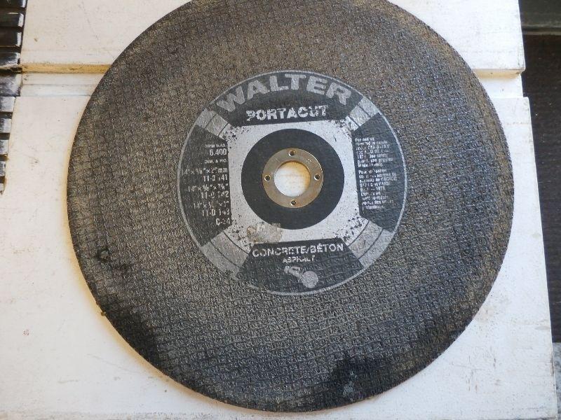 2 & 1/2 Cement / Asphalt Cutting Discs