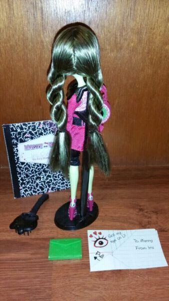 Monster High SDCC Iris Clops! Mint & Complete, trade also!