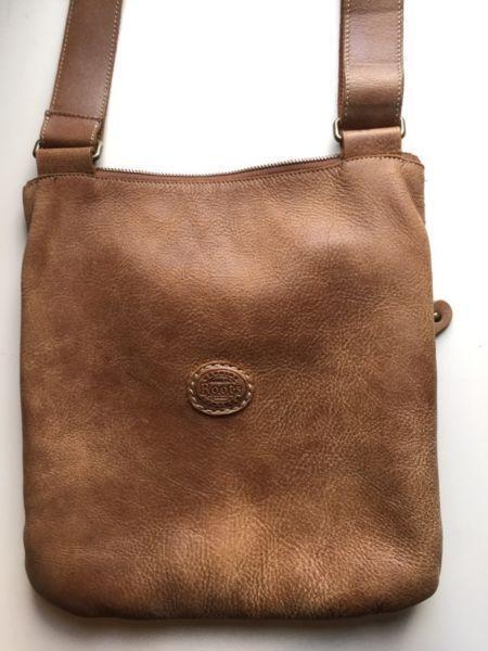 Roots tribe leather large flat bag purse
