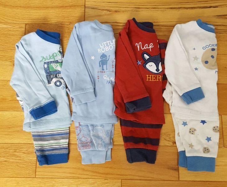 Wanted: Joe Fresh 2 piece pajamas 6-12m