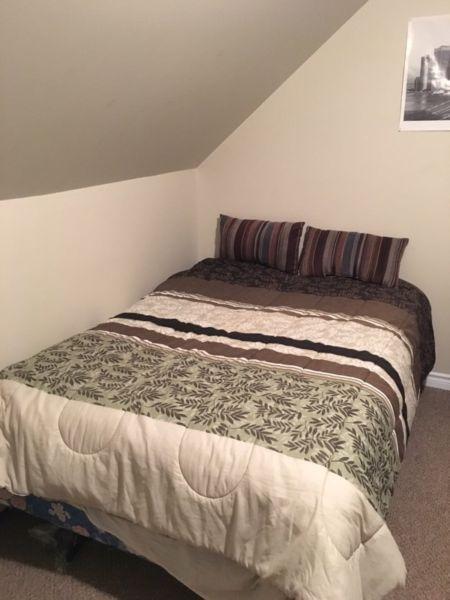Double mattress boxspring and metal frame