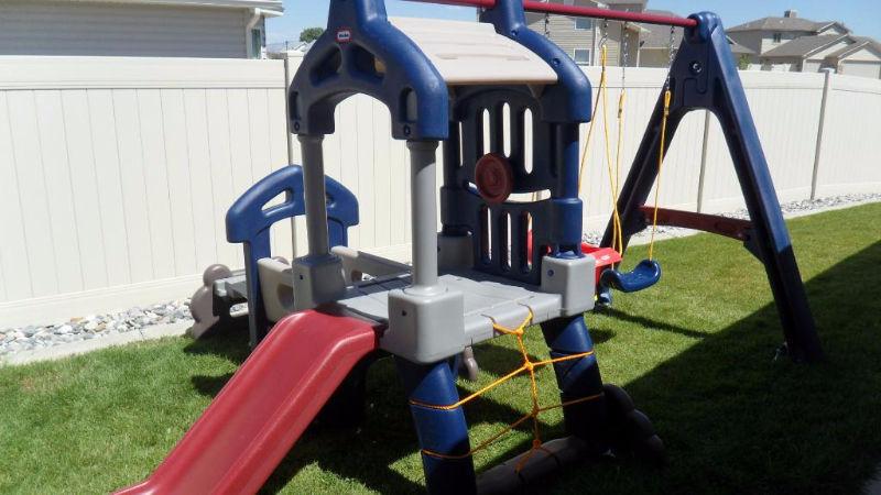 Little Tikes Clubhouse Swingset - MOVING SALE!