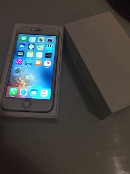 Mint Condition Gold IPhone 6, 16Gb !!!