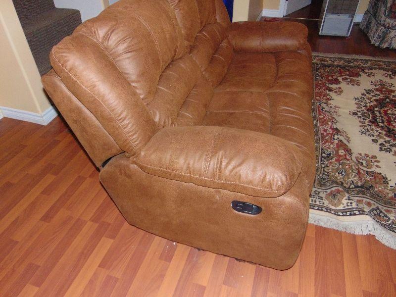 Recliner love seat for sale, never used