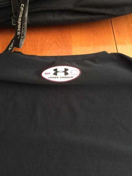 Under Armour ( size men's small)
