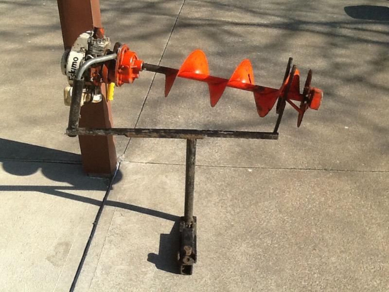 Ice auger (gas)