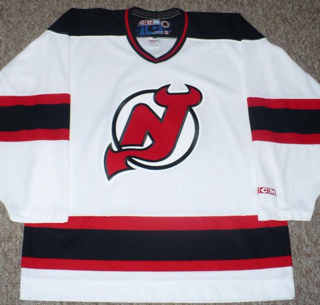 New Jersey Devils 1992 - 2003 CCM Semi Pro Jersey Size Large