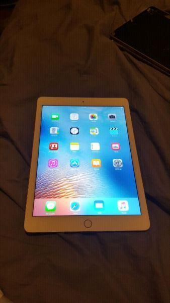 Ipad Air 2 98%new 16GB with WiFi Gold
