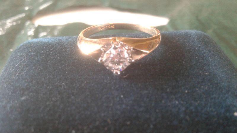 14 kt diamond ring 1ct diamond