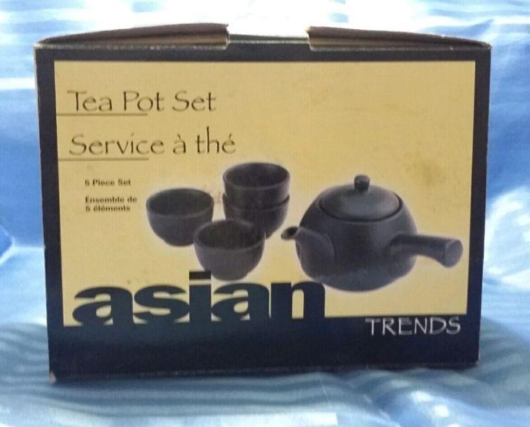Asian Teapot Set