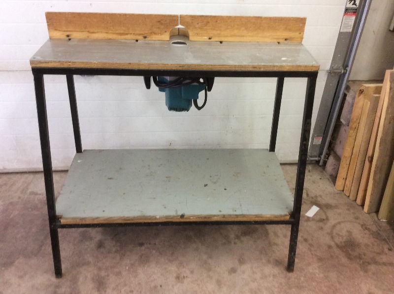 Makita 3.25 hp router , and table
