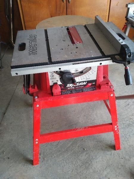 Skill Table Saw with stand