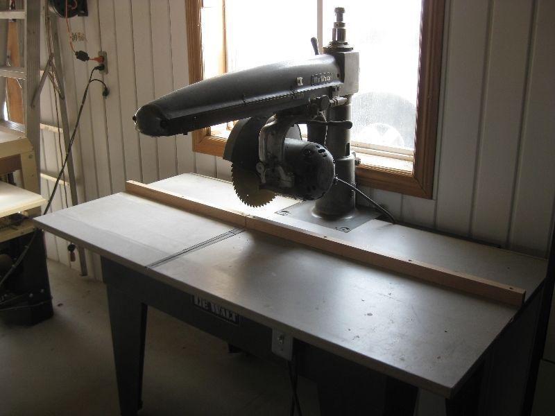 12 inch Dewalt Industrial Radial Arm Saw