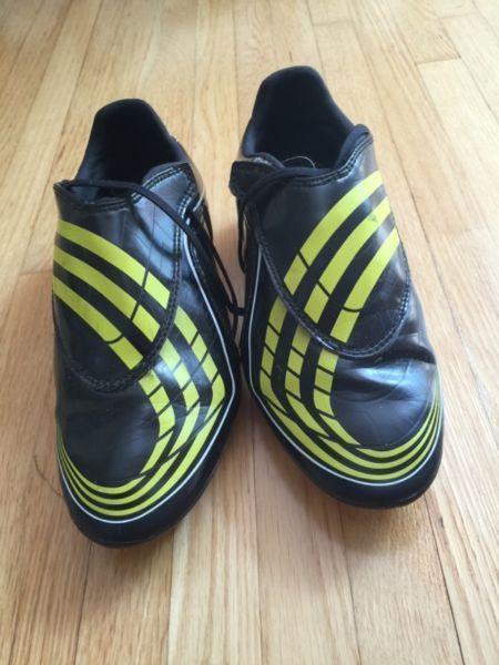 Soccer Cleats (Adidas soccer cleats size 5)