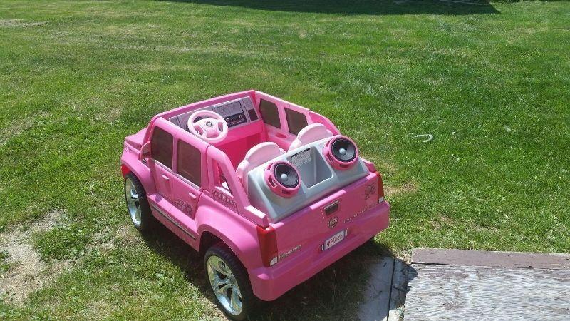 Barbie Pink Escalade