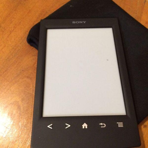 Digital book reader Sony 30$